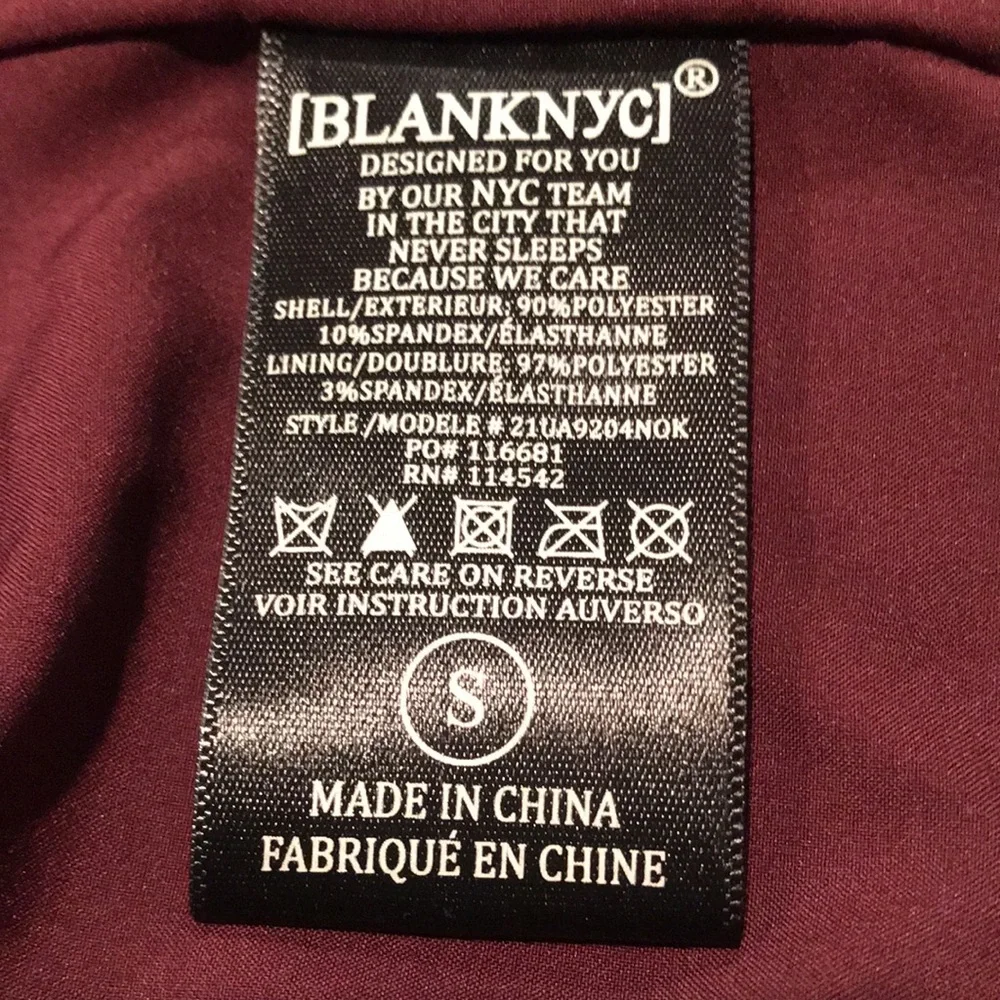 BlankNYC Burgundy Microfiber Moto Jacket S. 3 Zippered Pockets. Zipper At Wrists - Picture 5 of 6